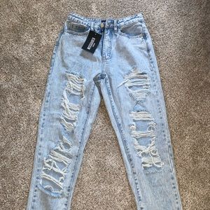 NWT Missguided Riot Mom Jeans Size 0